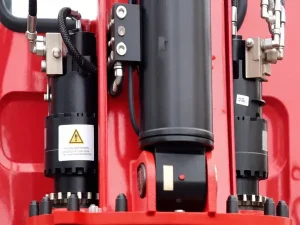 Dual pump hydraulic power unit for consistent lifting power.