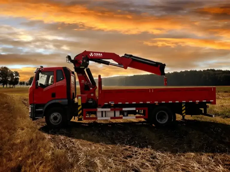 Multi-purpose 10 ton knuckle boom lorry loader for construction sites in Brazil and South Africa