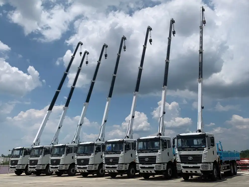 TERRA engineering team focusing on high-tensile S700MC steel structural optimization for lorry cranes.